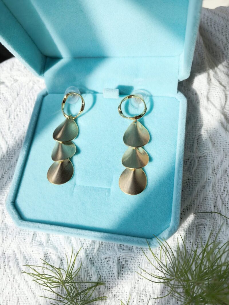 Gold disc dangling earrings, 925 sterling silver earrings - Image 6