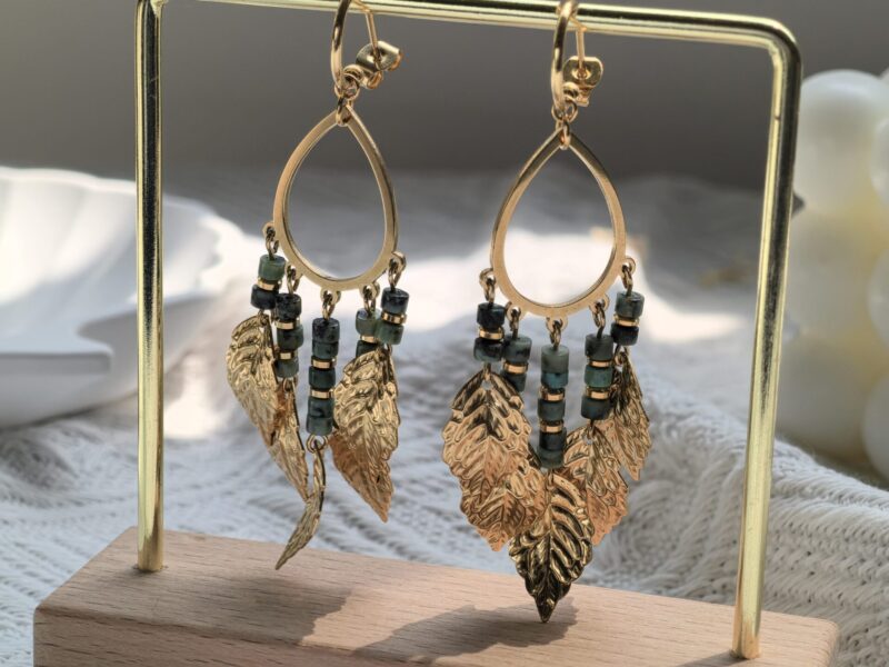 Golden leaf earrings - Image 2